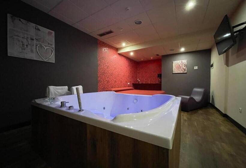스위트 킹사이즈 침대, Motel Los Abedules