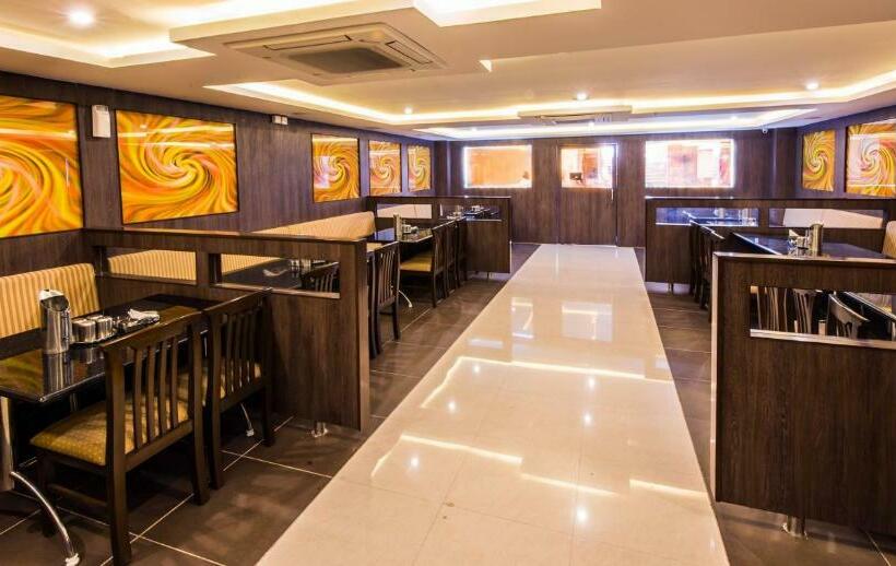 Номер Стандарт, Plazza Hotel , Trichy