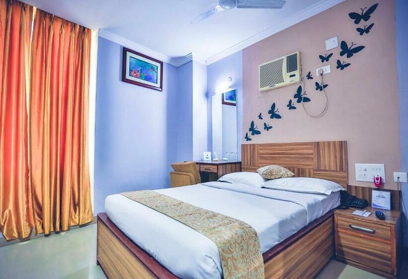 Номер Deluxe Одноместный, The Blue Lagoon Hotel Premium