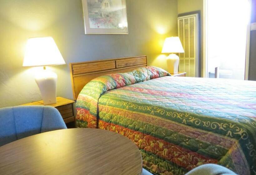 Номер Стандарт, Capri Motel
