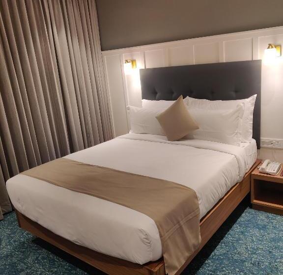Номер Стандарт, Chryso Hotels Pvt Ltd
