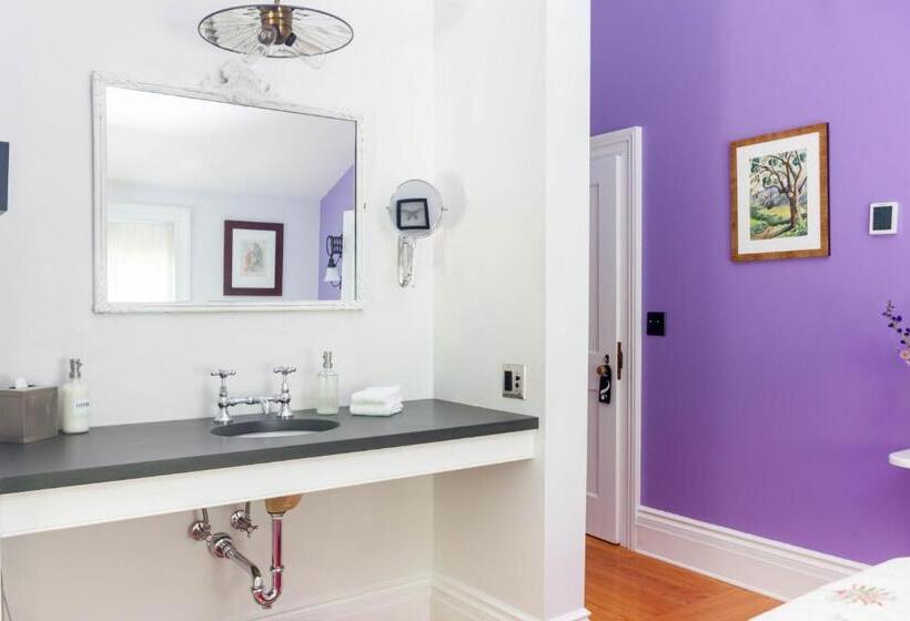 Номер Стандарт, Argos Inn   Ithaca S Boutique