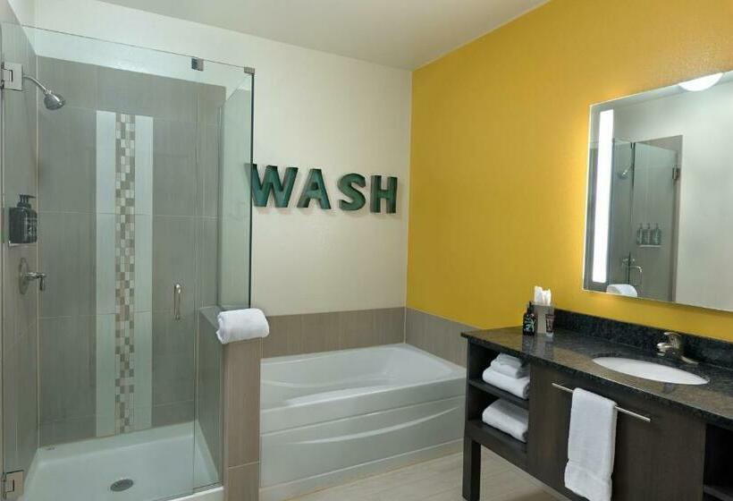 スイート（家族用）, Oxford Suites Bellingham