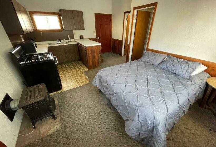 Люкс, Adventures Vacation Rentals
