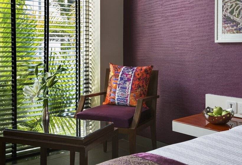 Номер Deluxe Вид на Бассейн, Hard Rock Hotel Goa Calangute