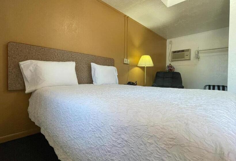 Номер Стандарт, El Camino Motel