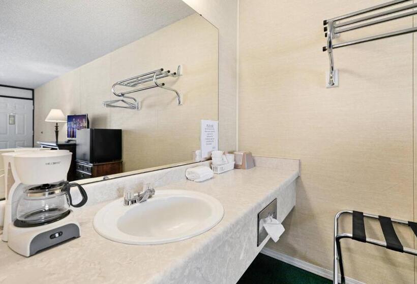 Номер Стандарт, Candlewick Inn And Suites