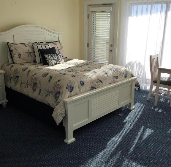 سوئیت 2 خوابه, Surf & Sand Beach Motel