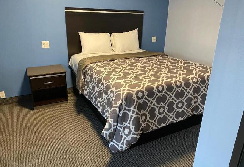 Номер Стандарт, Golden West Manor Motel