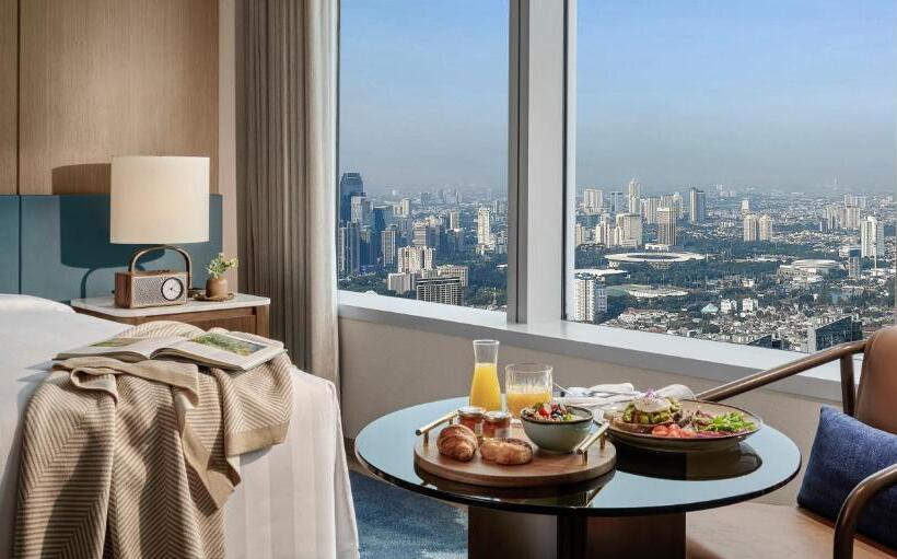 חדר דחוקס עם מיטת קינג, Pan Pacific Jakarta