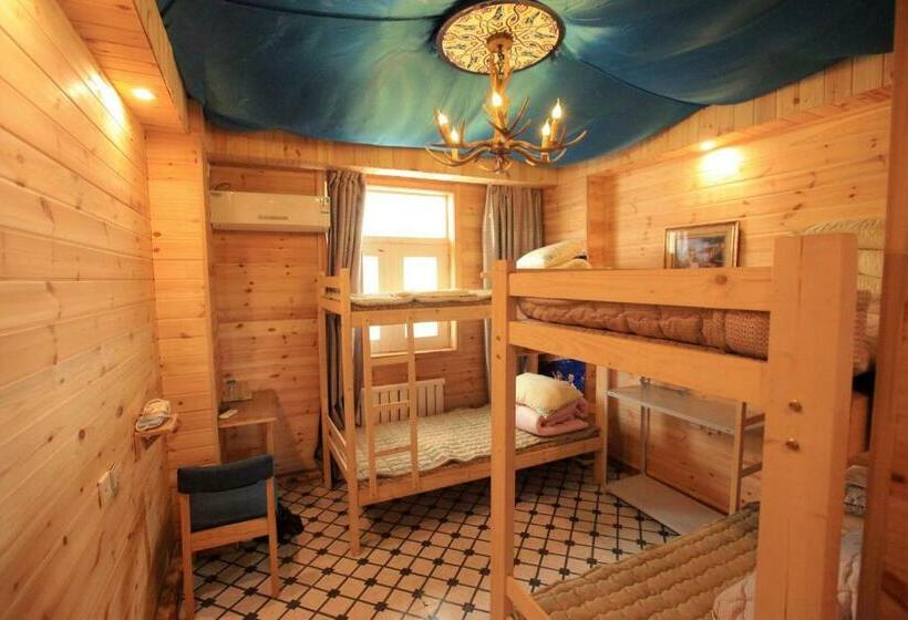 Кровать в Общей Комнате, Manzhouli Volga River International Youth Hostel