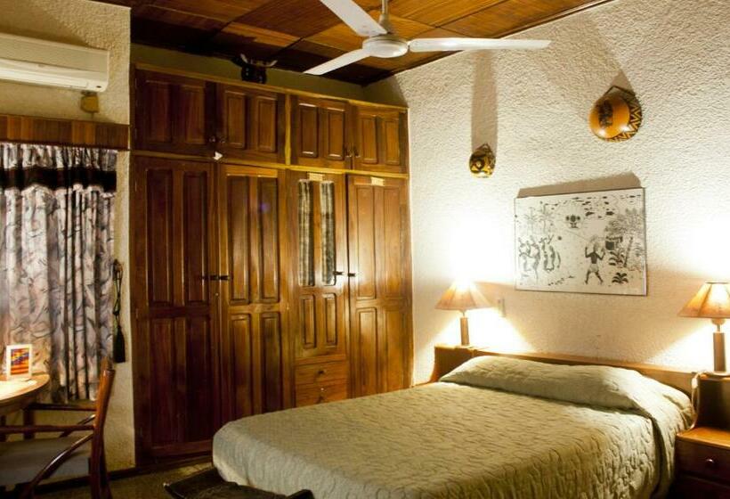 Номер Superior, Four Villages Inn