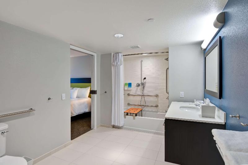 Люкс Кровать Кинг, Home2 Suites By Hilton Azusa