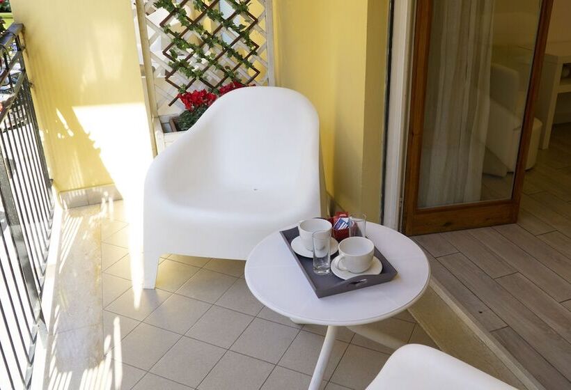 Comfort room with balcony, Al Parco Verde B&b