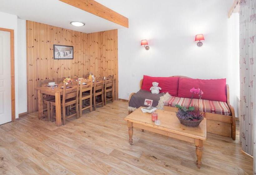 2 Bedroom Apartment with Views, Hauts De Préclaux By Infini Mountain
