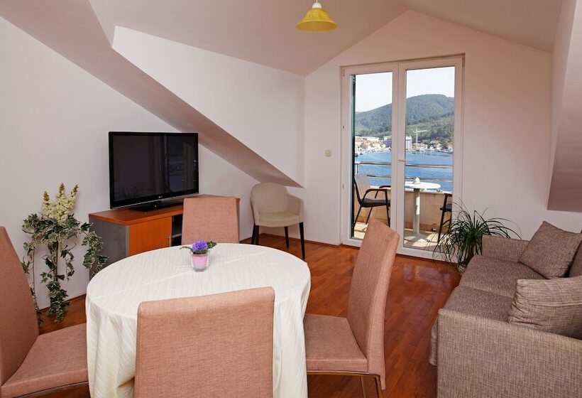 آپارتمان 1 خوابه با بالکن, Apartments Vala