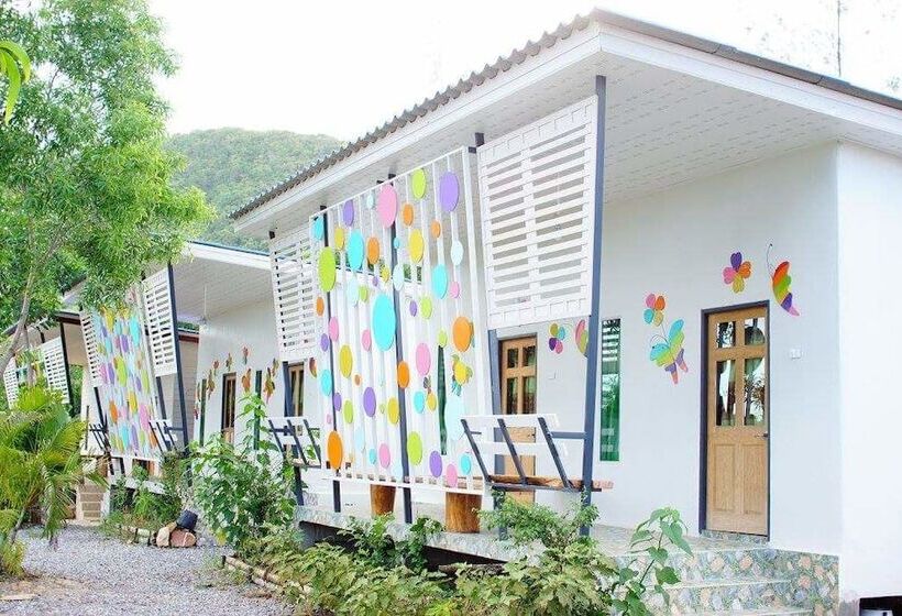 اتاق استاندارد, Boon Nam Fah Resort