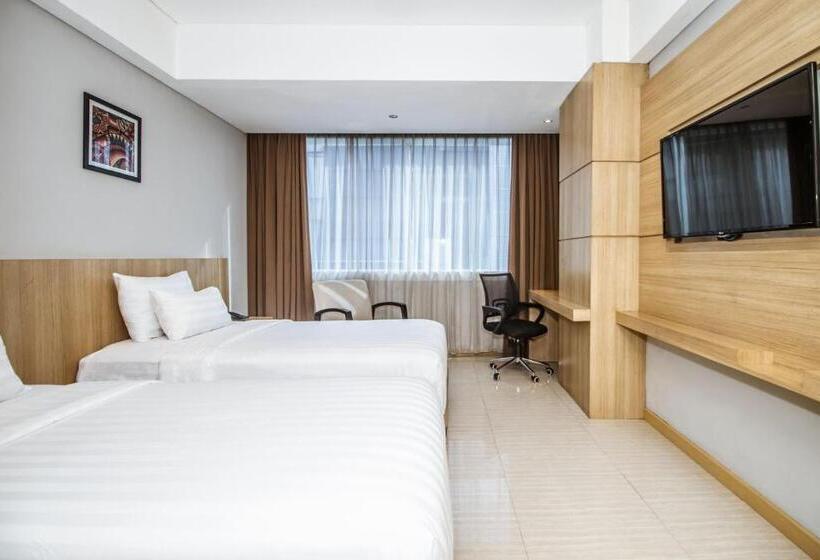 Номер Deluxe, Grand Tjokro Premiere Bandung