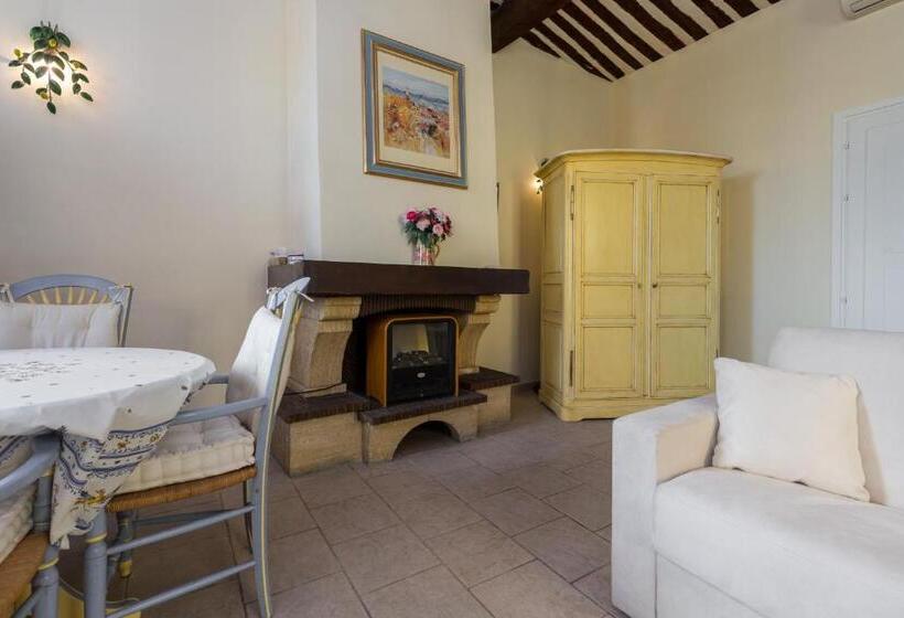 침실 1개 아파트, Very Charming Studio Apartment On Port In Cannes A Short Walk To Palais With Aircon And Internet 411