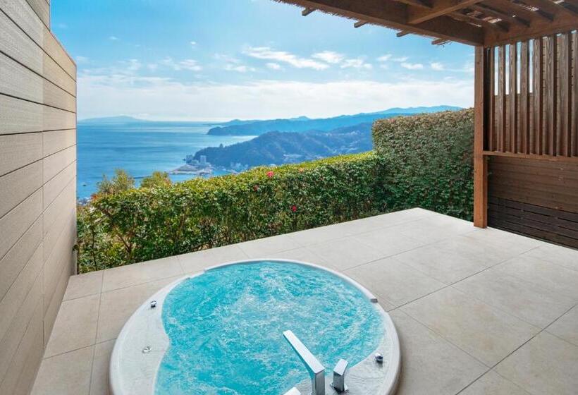Номер Deluxe, Grand Bach Atami Crescendo