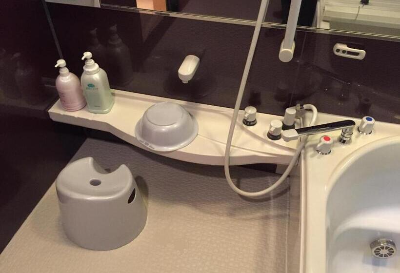 اتاق استاندارد با سرویس بهداشتی مشترک, Ryokan Yamaichi