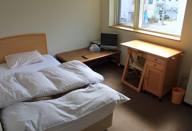 اتاق استاندارد با سرویس بهداشتی مشترک, Ryokan Yamaichi