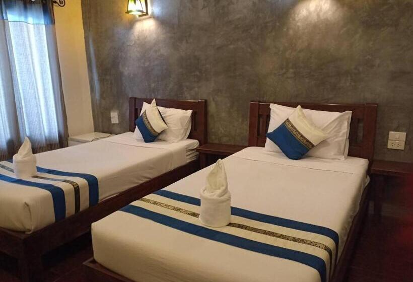 디럭스 룸, Home Inn Pai Garden