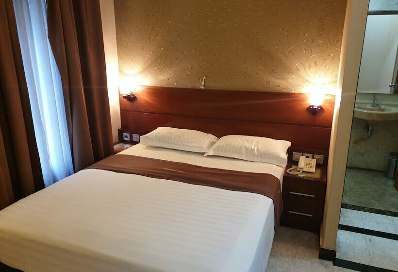 חדר סופריור, Omah Qu Guesthouse Malioboro
