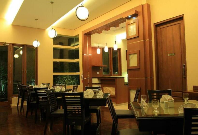 חדר סטנדרד יחיד חדר אמבטיה משותף, Omah Qu Guesthouse Malioboro