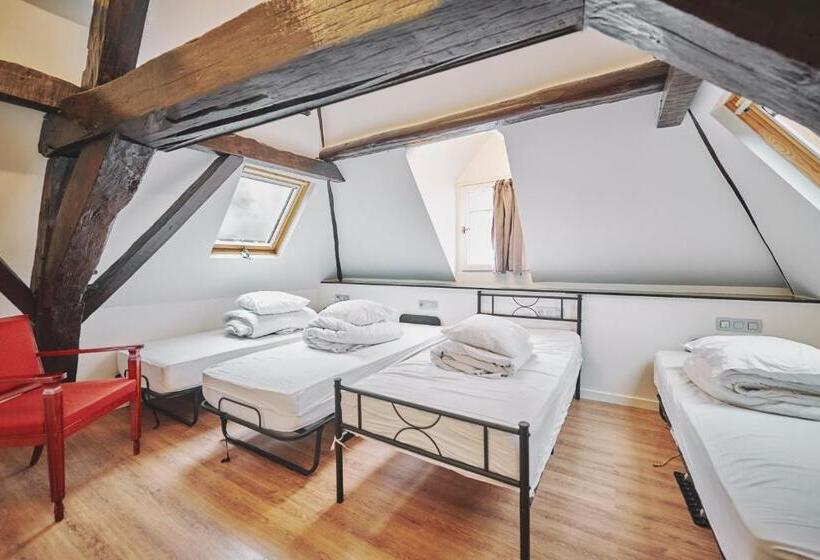 Habitación Cuádruple Estándar, 2go4 Quality Hostel Brussels Grand Place