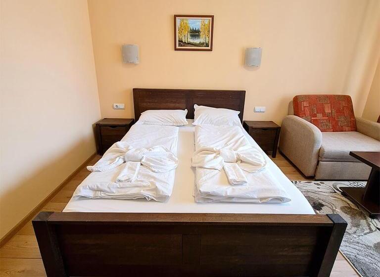 Семейный Номер, Family Hotel Chiflik Hills