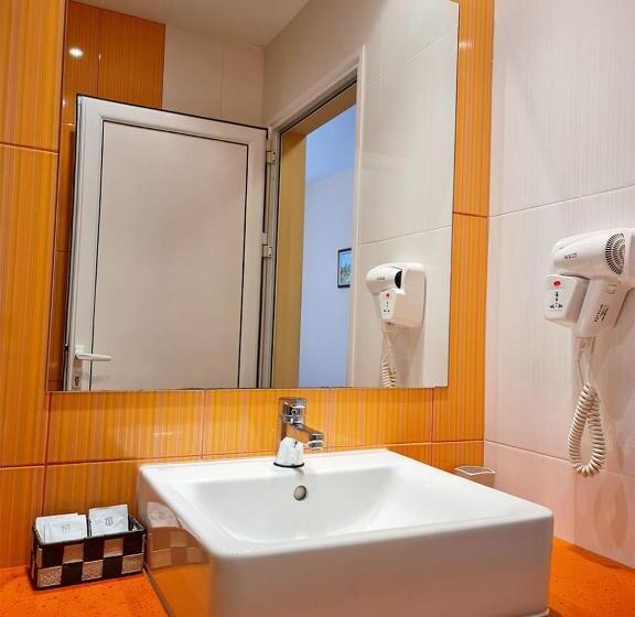 Номер Стандарт с Балконом, Family Hotel Chiflik Hills