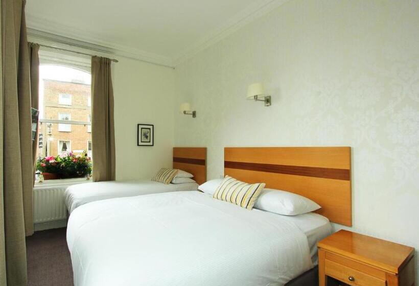 اتاق استاندارد سه نفره, Eccles Townhouse
