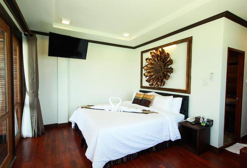 اتاق لوکس با بالکن و چشم‌انداز دریا, Cabana Lipe Beach Resort