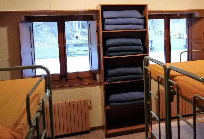 Семейный Номер, Alberg Casa De Colònies Ridolaina