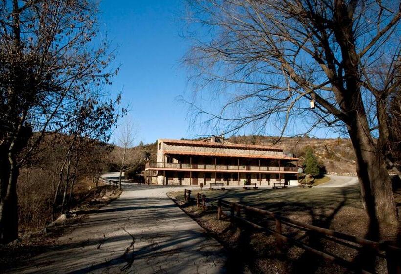 Семейный Номер, Alberg Casa De Colònies Ridolaina