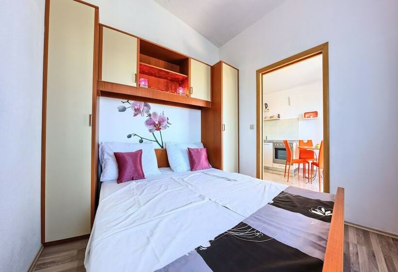 آپارتمان 2 خوابه با چشم‌انداز دریا, Apartments Cvita Holiday