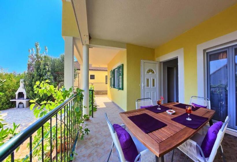 2 Bedroom Apartment Garden View, Apartments Cvita Holiday