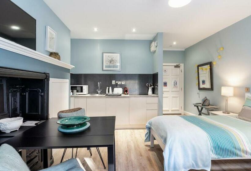 Номер Стандарт, Haymarket Apartments