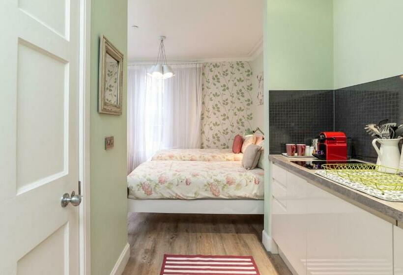 Номер Стандарт, Haymarket Apartments