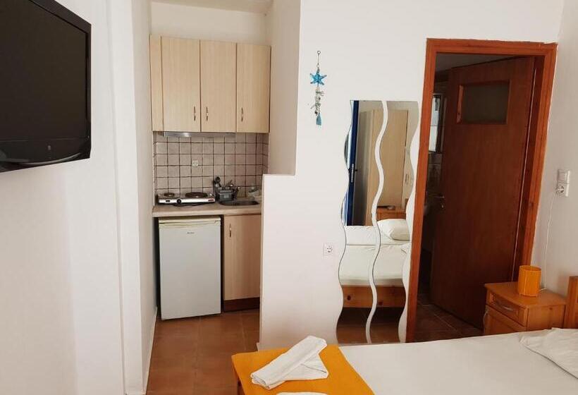 آپارتمان 1 خوابه همکف, Lydiamare