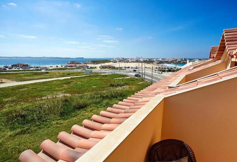 Номер Стандарт с Балконом, Silver Coast Beach Residence
