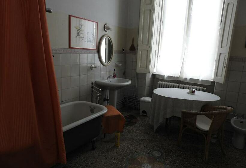 اتاق کلاسیک چهارنفره, B&b Villa Cernigliaro Dimora Storica