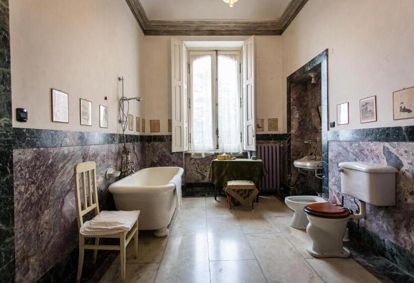 سوئیت با تخت بزرگ, B&b Villa Cernigliaro Dimora Storica