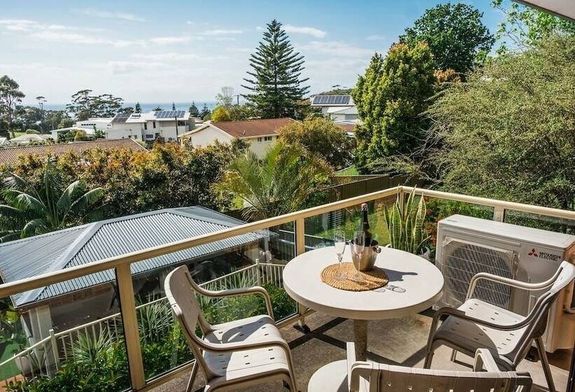 발코니가 있는 2 베드룸 아파트, Mollymook Seascape Motel And Apartments