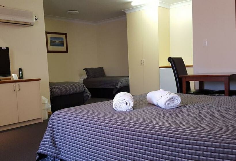 패밀리 룸, Gateway Motor Inn   Self Check In
