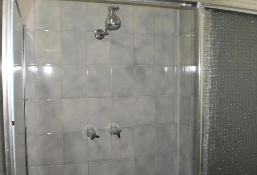 Семейный Номер, Motel Goolwa