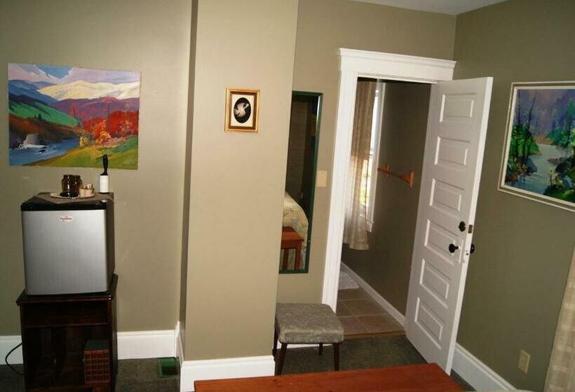 スタンダードルーム, Ye Olde Walkerville Bed & Breakfast