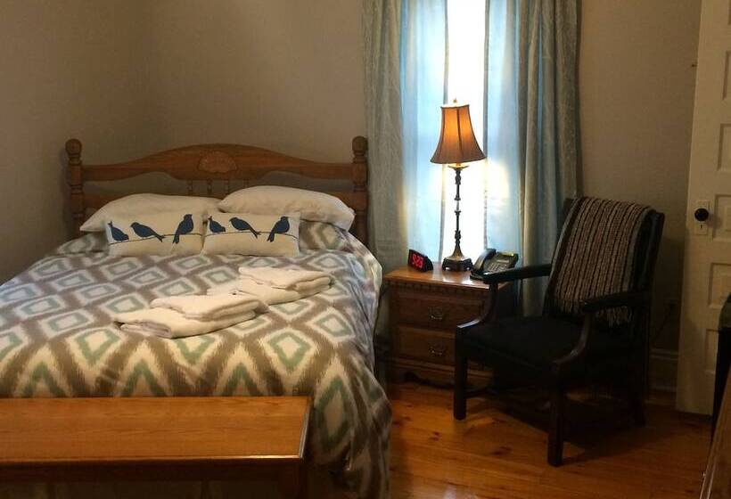 デラックスルーム, Ye Olde Walkerville Bed & Breakfast