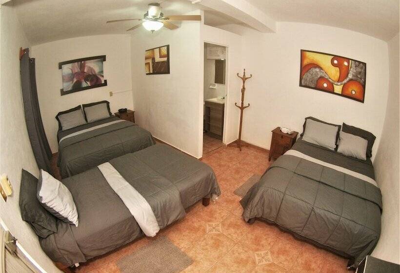 غرفة عائلية, Hostal Casa Blanca